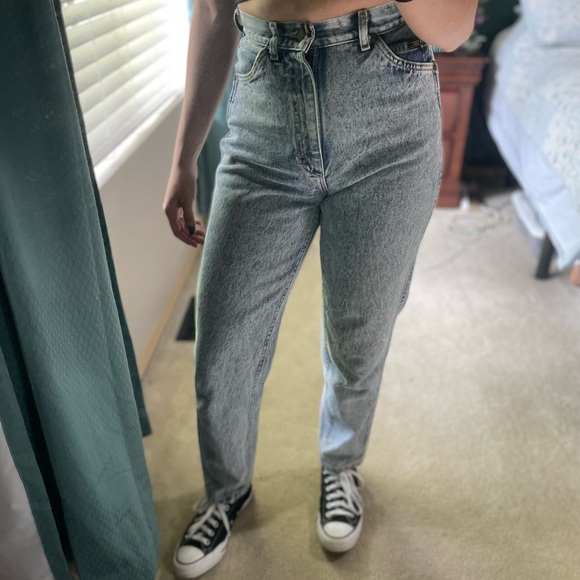 Acid Wash Lee Jeans - Picture 2 of 3